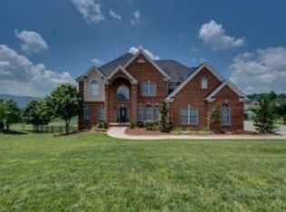 1064 Wellington Blvd, Kingsport, TN 37660