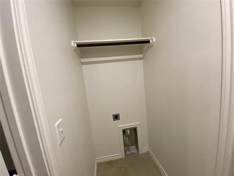 2320 Duntov Dr — Photo 12