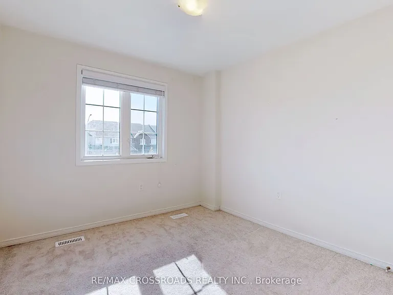 1638 Hetherington Dr — Photo 36