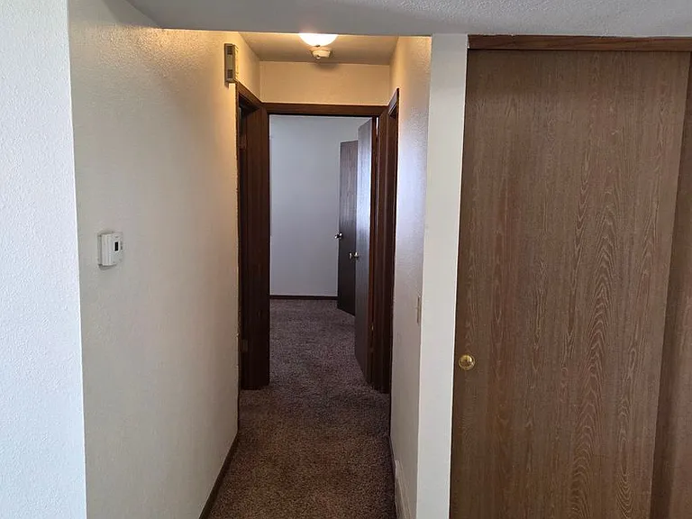 1612 W Main St — Photo 6