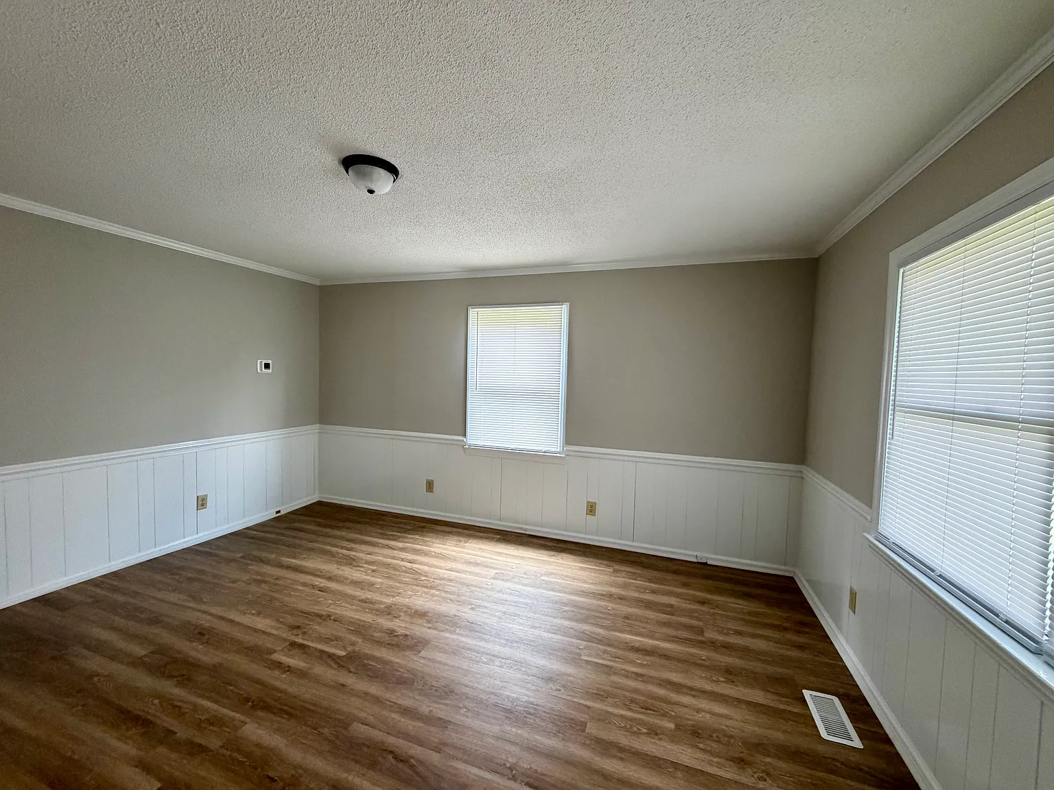 3 bed, $1,295 — Photo 3