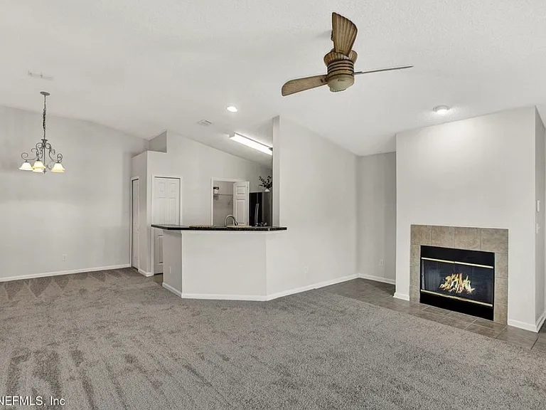215 Jardin De Mer Pl — Photo 4