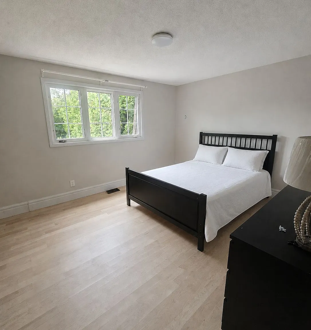 5 bed, $3,200 — Photo 3