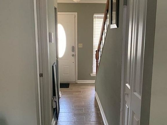 4th image of 928 Park Gate Pl