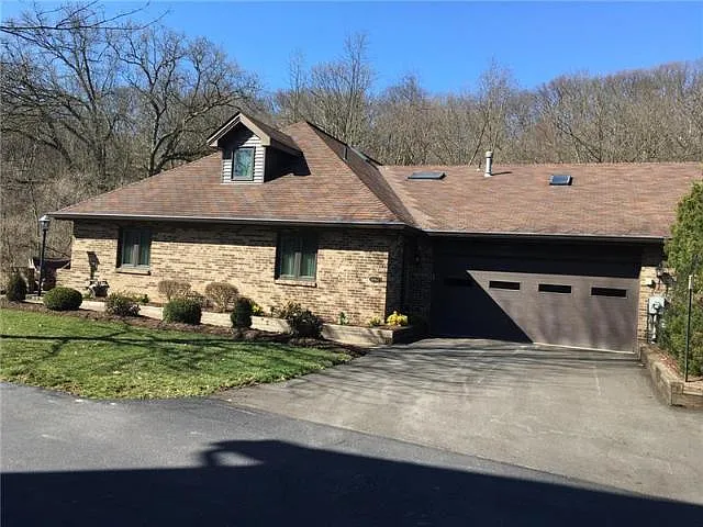 10067 Mansion Dr photo 1
