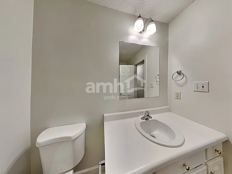803 Delray Ln — Photo 13