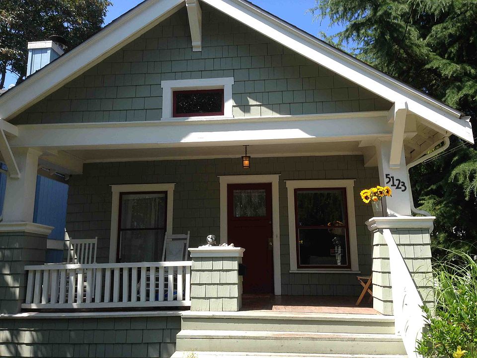 2nd image of 5123 27th Ave NE