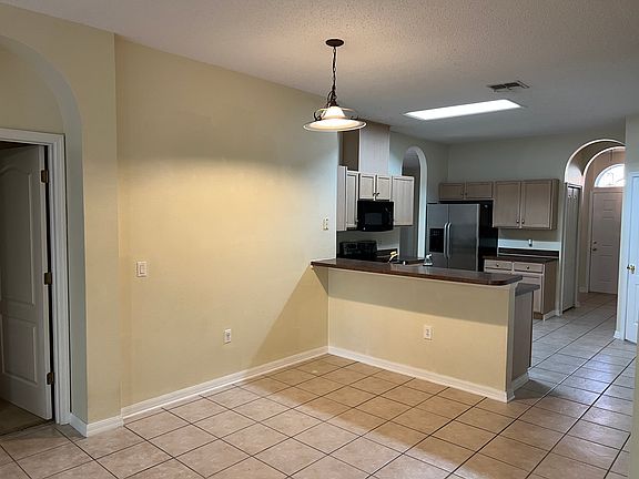 4th image of 9332 Monterey Bay Dr