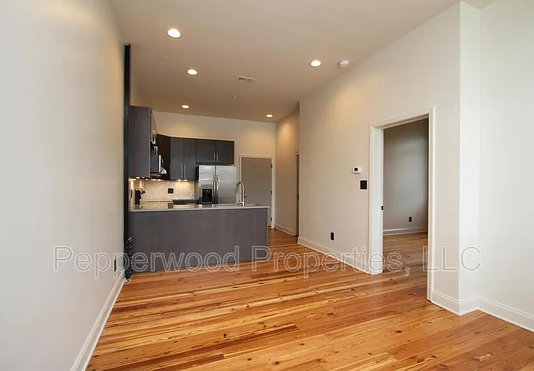 149 S Daniel Morgan Ave #2A — Photo 4