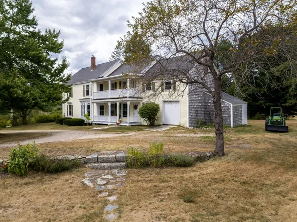 395 New Gloucester Road, North Yarmouth, ME 04097