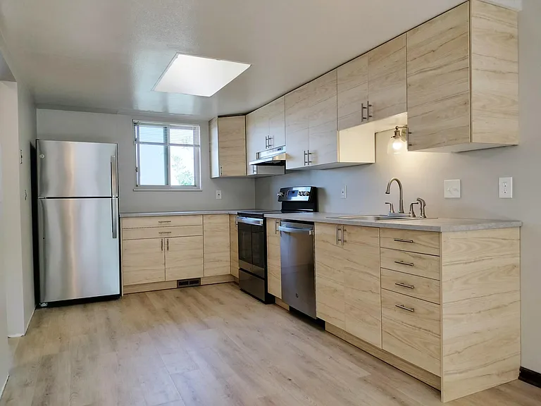 309 Zeta St #3 — Photo 2