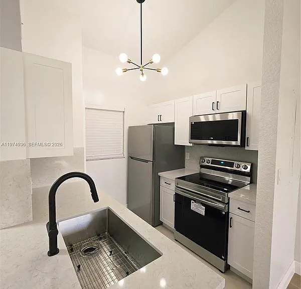 2881 N Oakland Forest Dr #310 — Photo 11