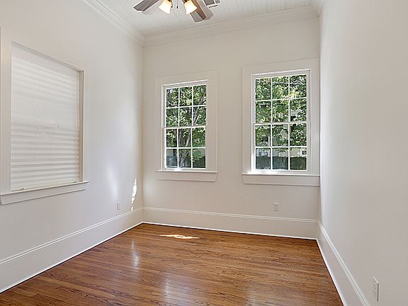 4th image of 930 Dufossat St