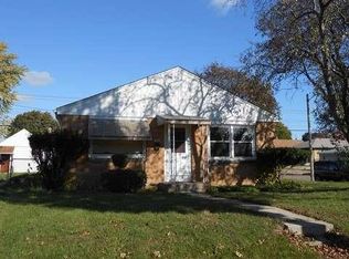 7402 W Congress St, Milwaukee, WI 53218