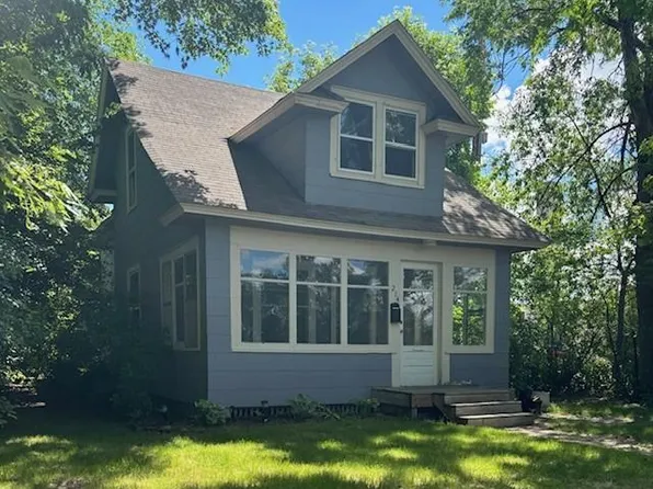 214 N 1st St, Brainerd, MN 56401