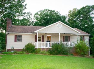 1598 Little Dogwood Rd, Spout Spring, VA 24593