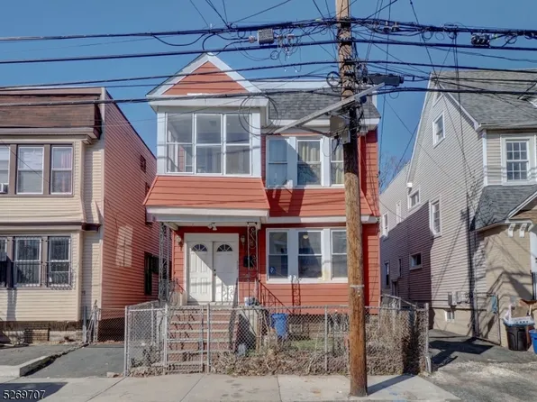 35 Aldine St, Newark City, NJ 07112