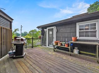 577 Grove St, Worcester, MA 01605