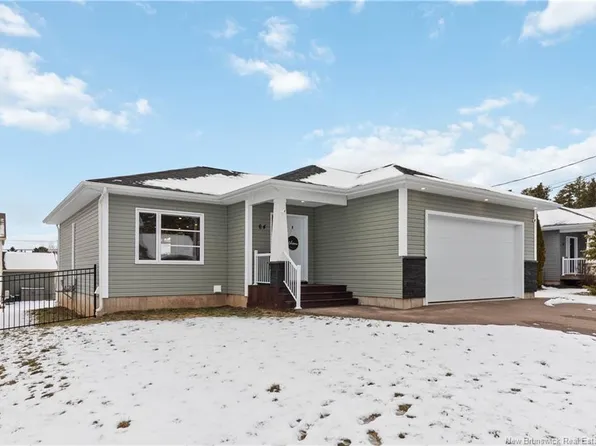 64 Amity St, Moncton, NB E1G 0S3