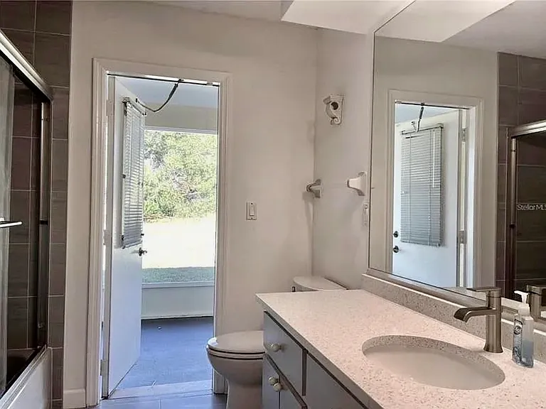 16560 SW 46th Cir — Photo 12