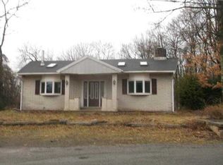 1 Gameland Dr, Tamaqua, PA 18252