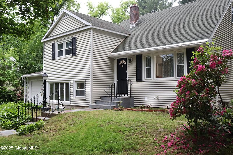 2nd image of 7 Patten Drive