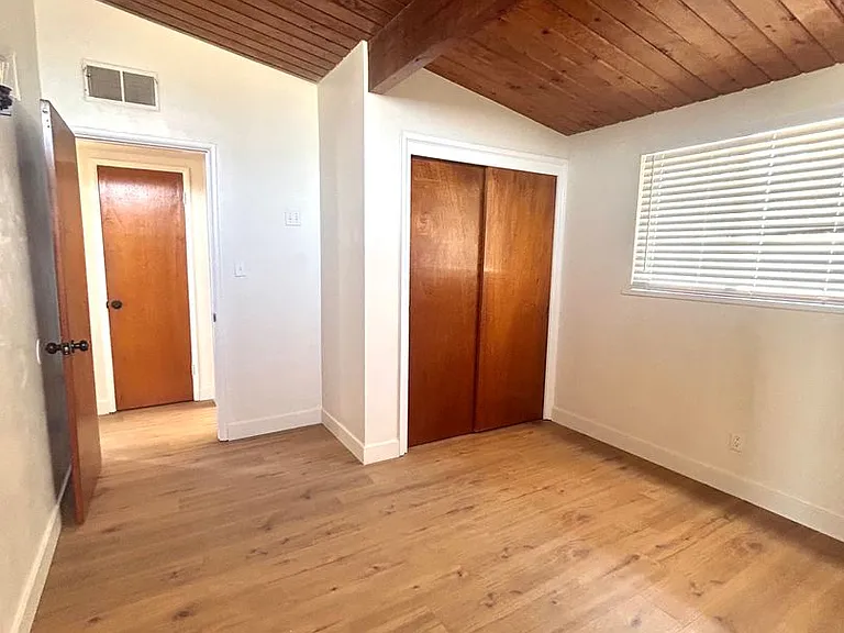 6096 Cahuilla Ave — Photo 10