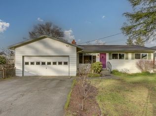 17712 Spruce Way, Lynnwood, WA 98037