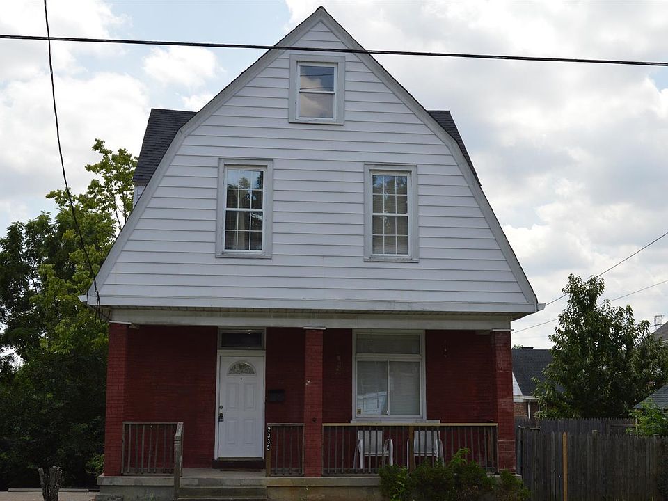 1st image of 2335 Harper Ave