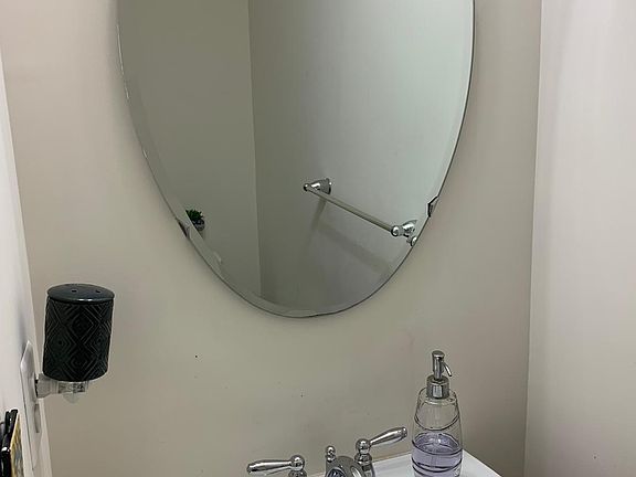 3rd image of 22326 Honey Hill Ln