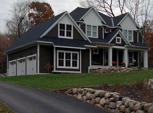 4133 Reiland Ln, Shoreview, MN 55126