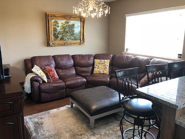 1st image of 734 Cresta Ct