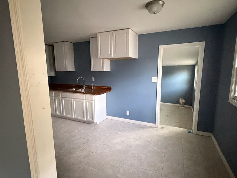 4009 Lindwood Dr — Photo 6