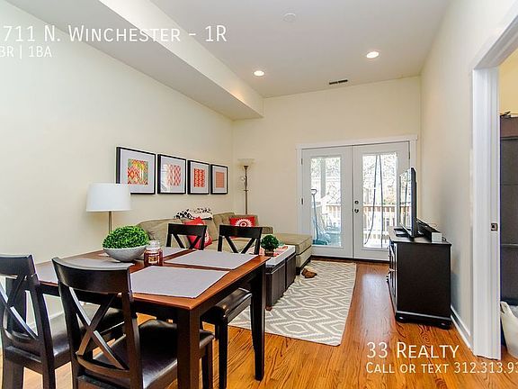 5th image of 1711 N Winchester Ave APT 1R