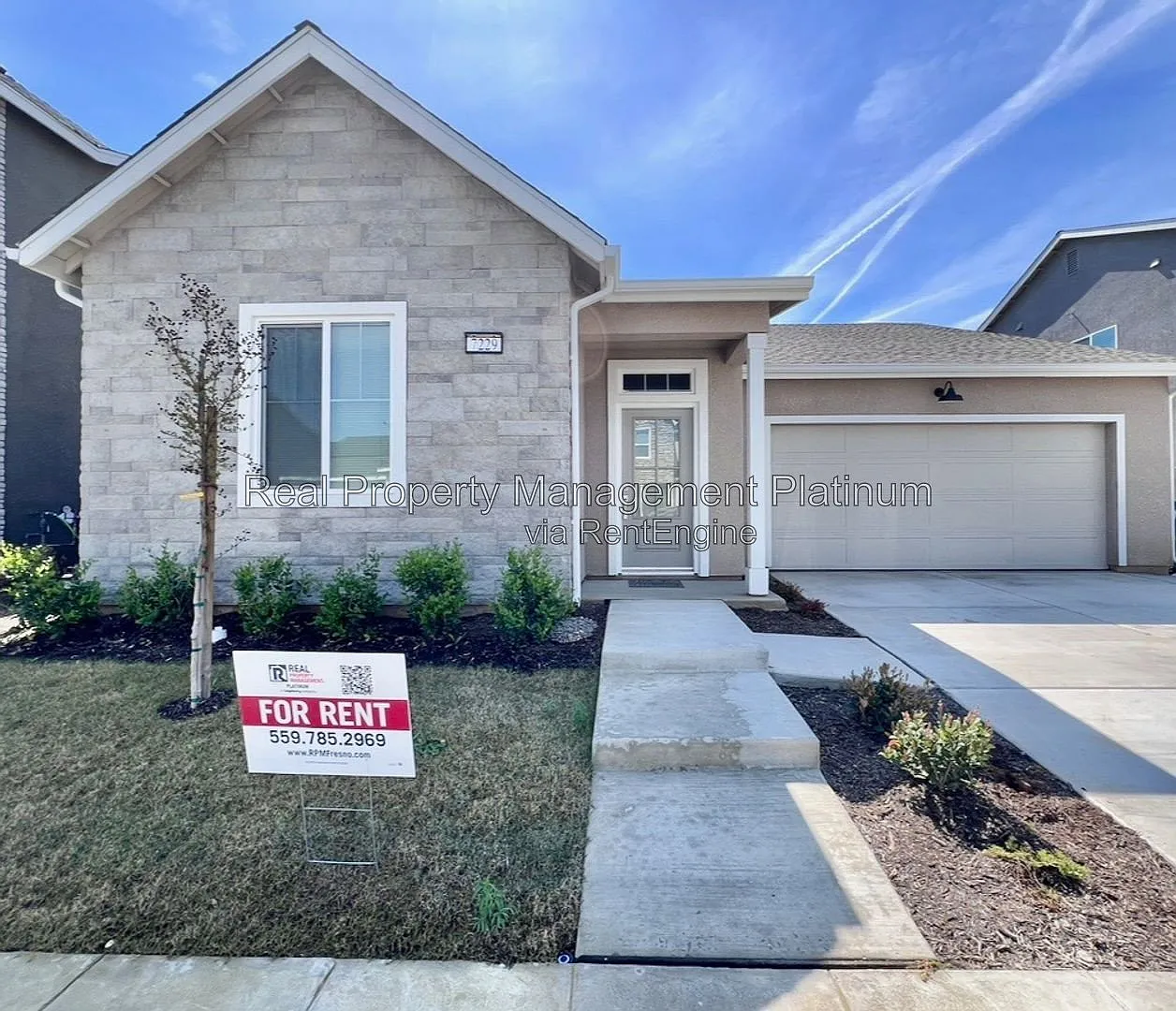3 bed, 2.0 bath, 1635 sqft, $2,450 — Photo 2