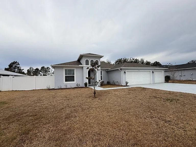 47 La Mancha Dr — Photo 4