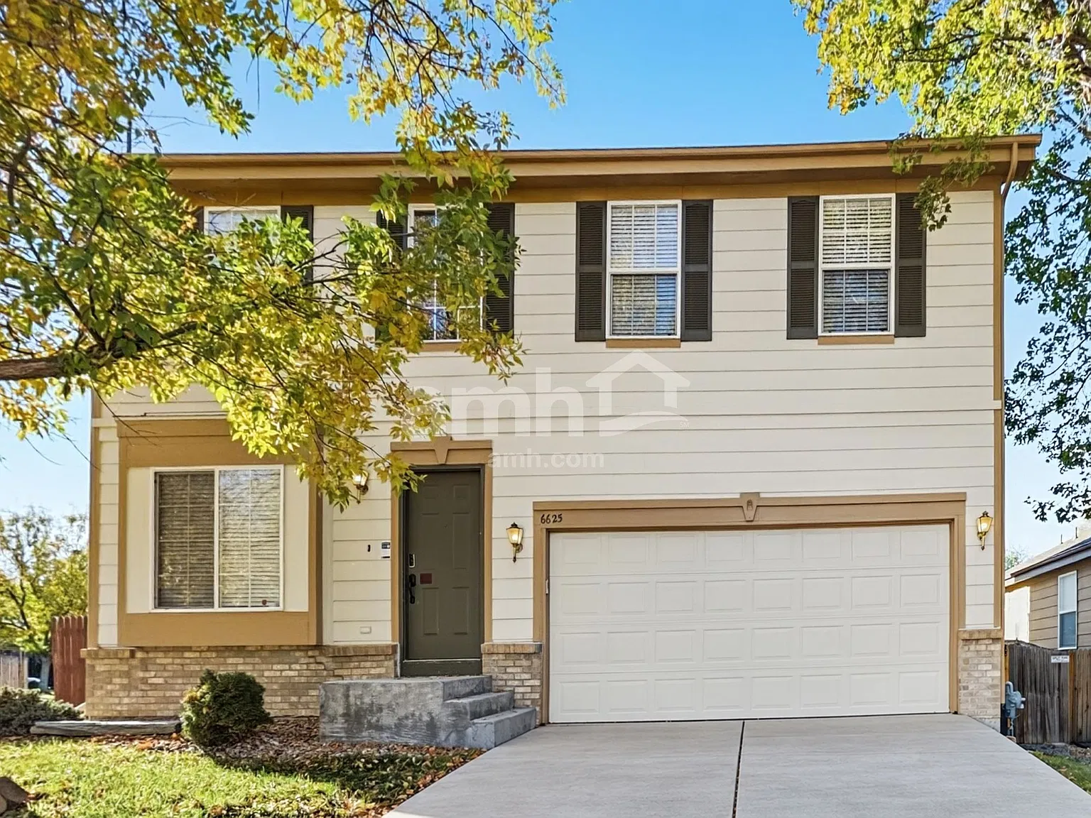 3 bed, 2.5 bath, 2127 sqft, $2,860 — Photo 1