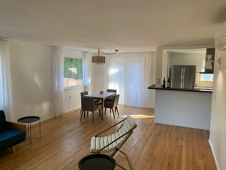 5014 35th Ave SW — Photo 3