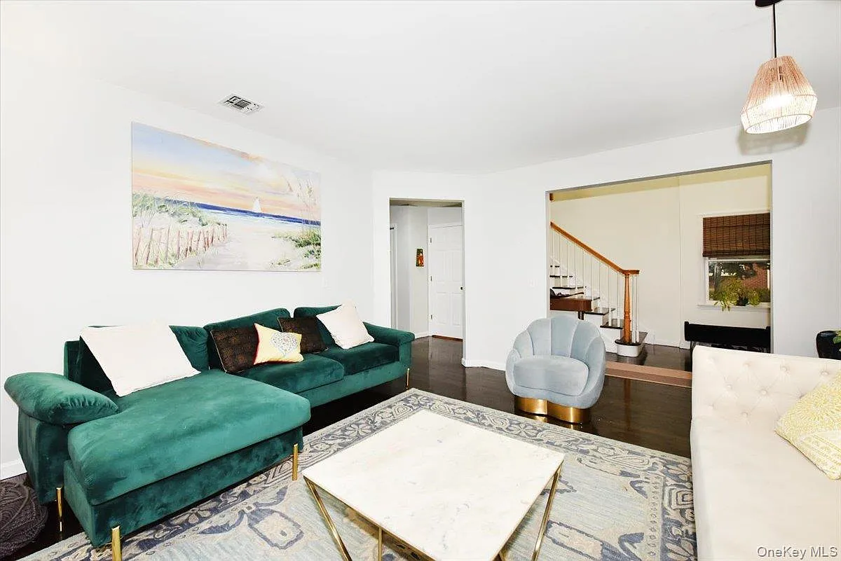 5 bed, 3.5 bath, 2724 sqft, $6,000 — Photo 4