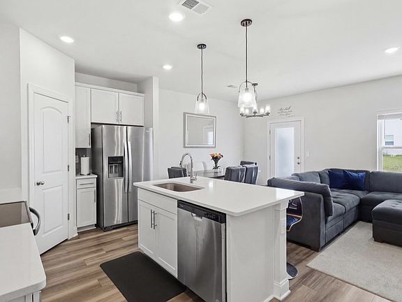 5th image of 4544 Skywood Ln
