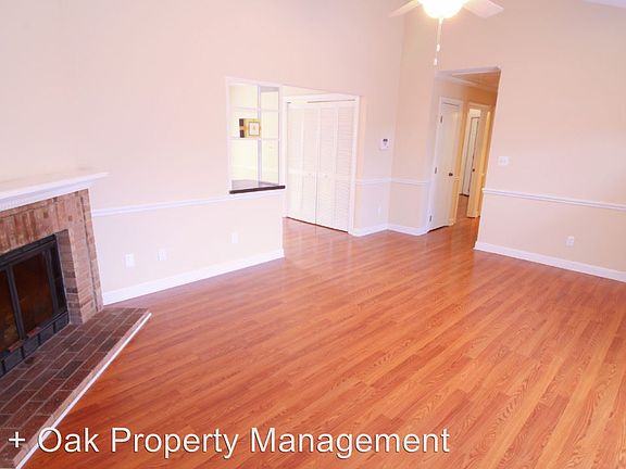 4th image of 500 Woodcroft Pkwy #7C