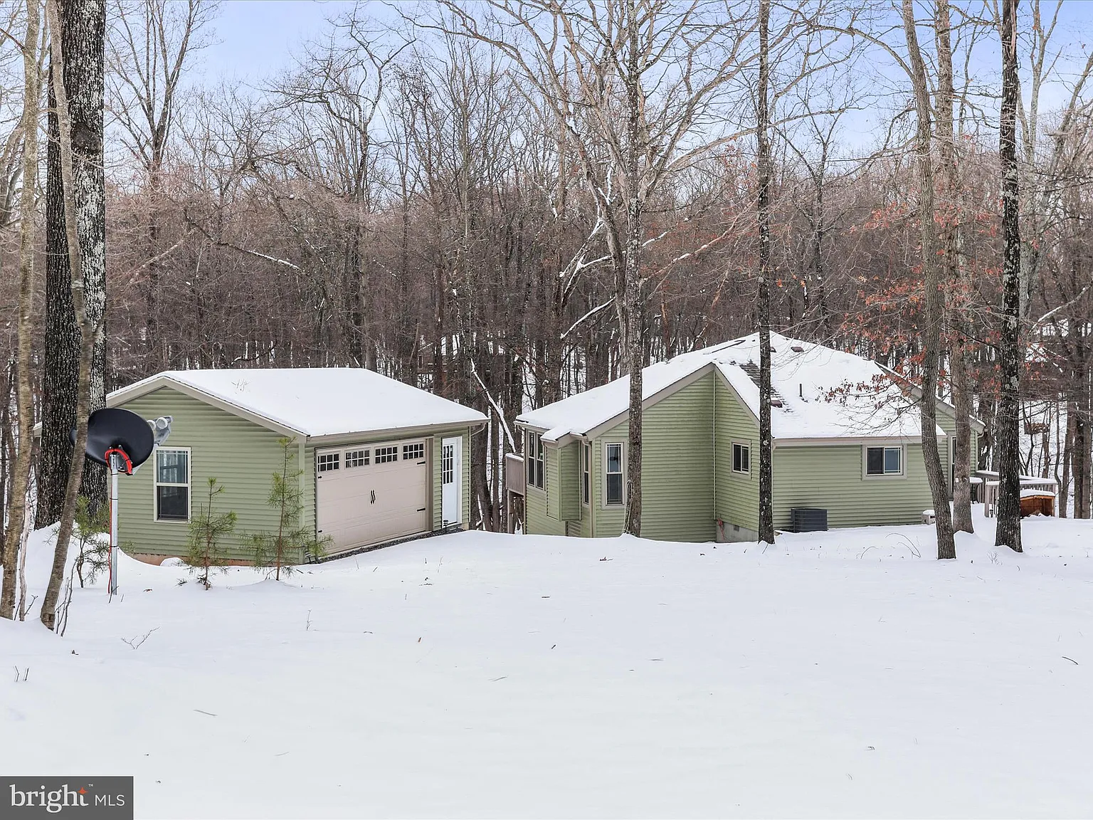 350 Black Hawk Ln photo 1
