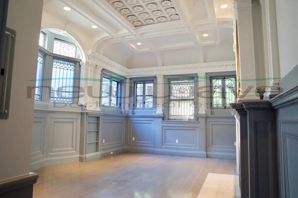 Studio, 450 sqft, $2,500 — Photo 1