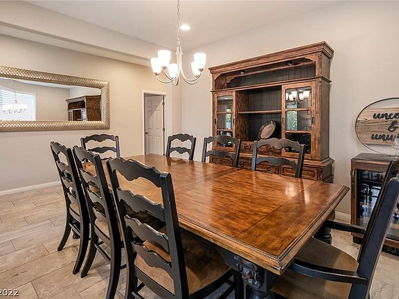 4th image of 8613 Jenely Bay St