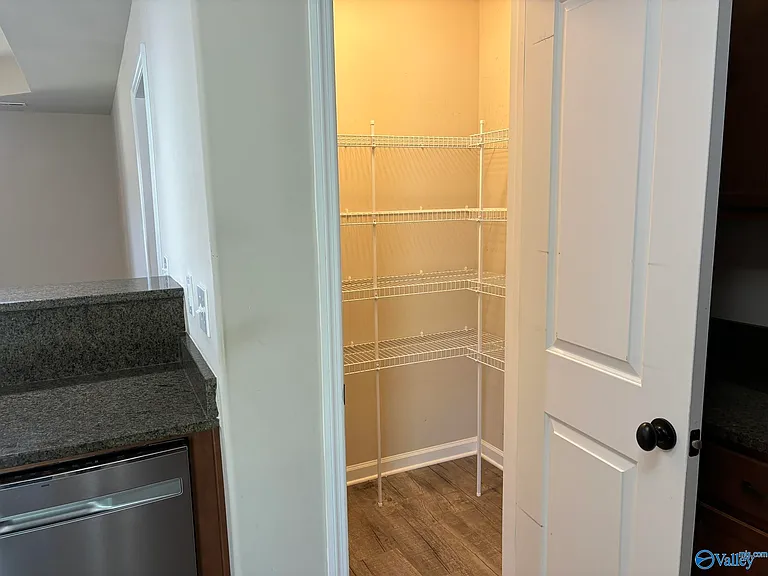 112 Beaver Brook Pl — Photo 9