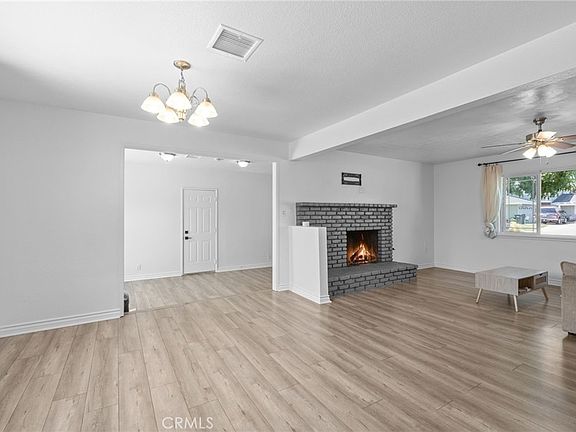 4th image of 1241 Elm St