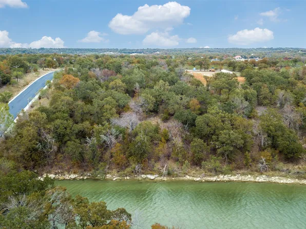 108 Three Forks Xing, Chico, TX 76431