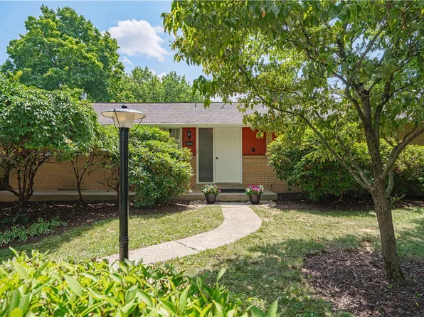 1411 Chippewa Dr, Allentown, PA 18104