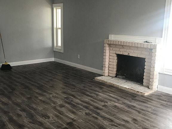 4th image of 2057 S Concord Ave