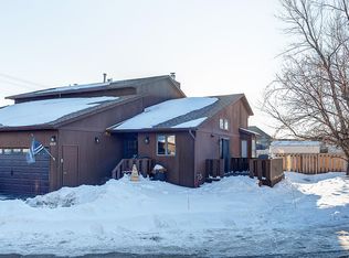 1614 Bison Dr, Williston, ND 58801